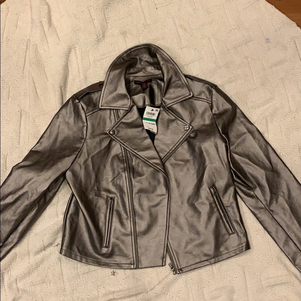 Super Stylish Metallic Jacket!